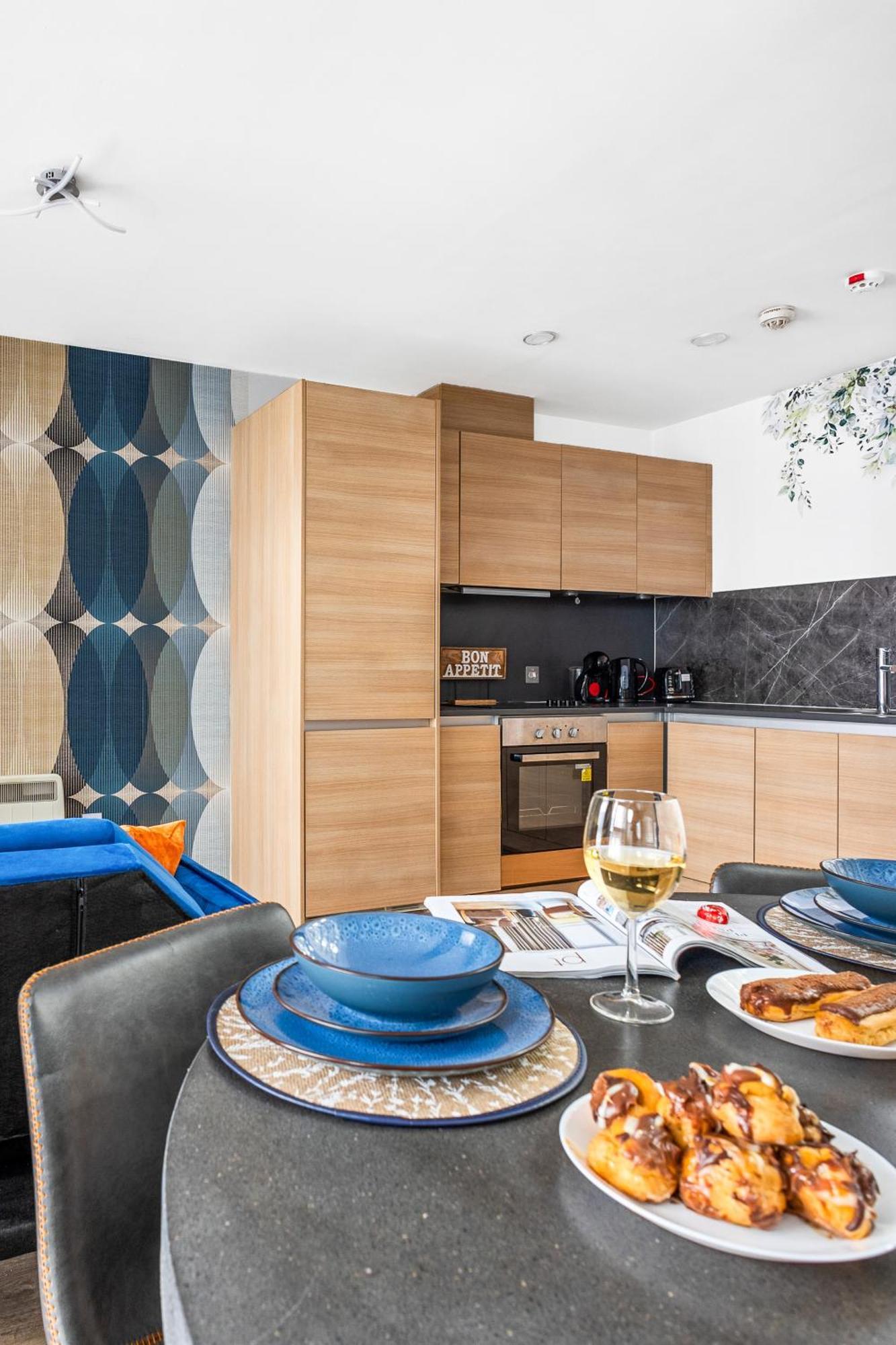 Bullring Lux Suite, New Street Free Netflix - Free Secure Parking- Sleeps 6 เบอร์มิงแฮม ภายนอก รูปภาพ
